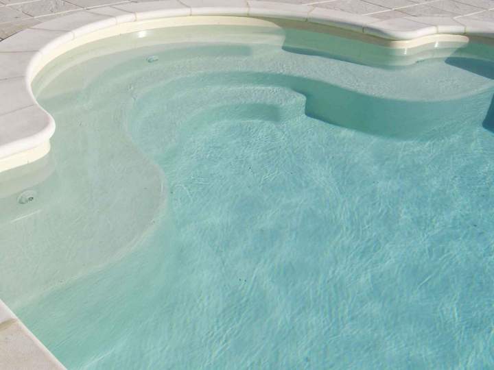 piscine en coque